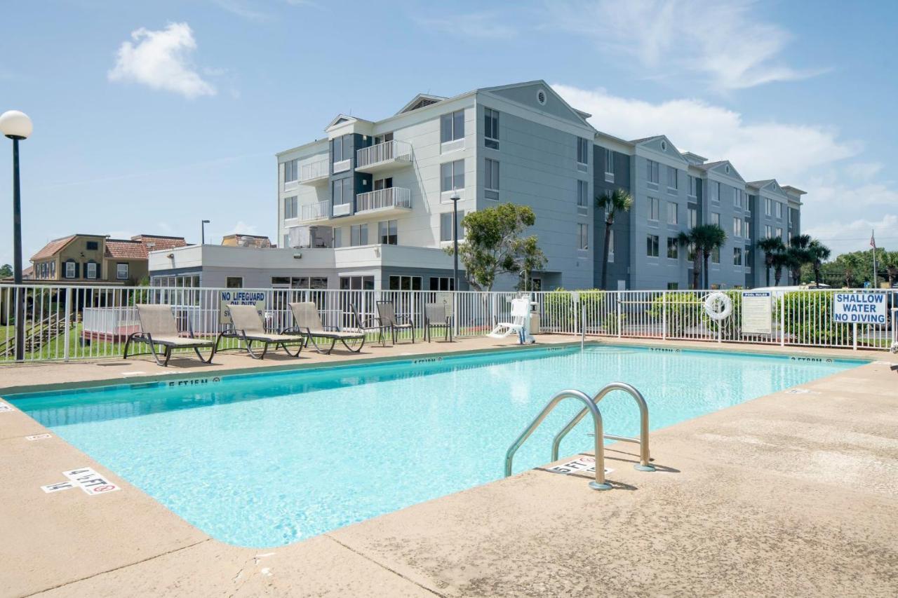 Holiday Inn Express North Myrtle Beach - Little River By Ihg Екстериор снимка